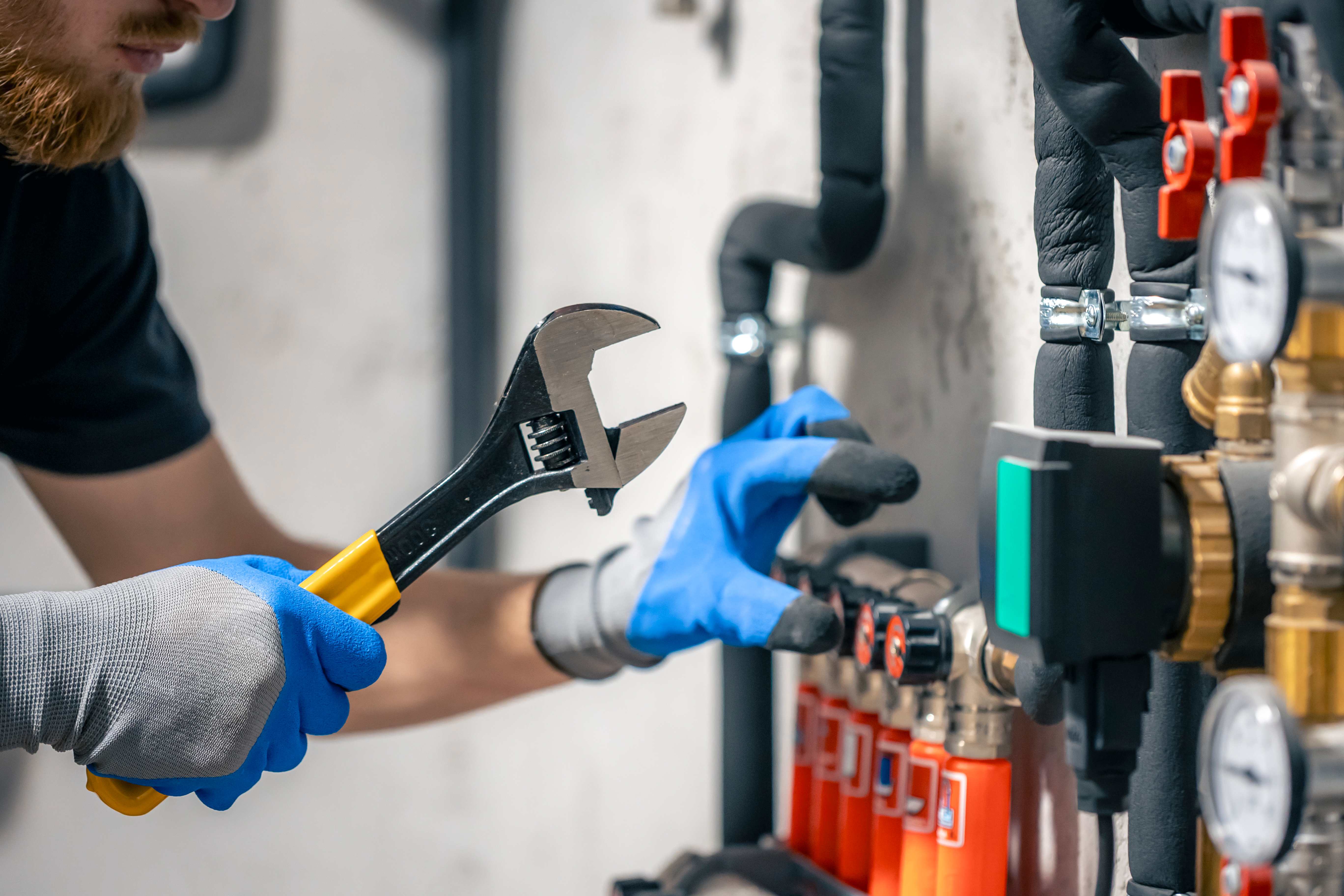 Reparos hidráulicos e manutenção predial - Pequenos reparos RJ